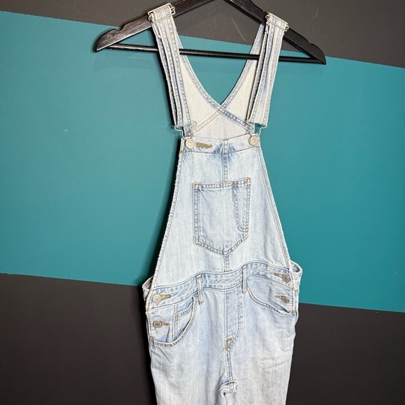 Levi's Light Blue Women Jeans Overalls - Picture 2 of 7
